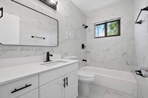 21341 NE 25th Ct, Aventura FL - photo 11 of 13