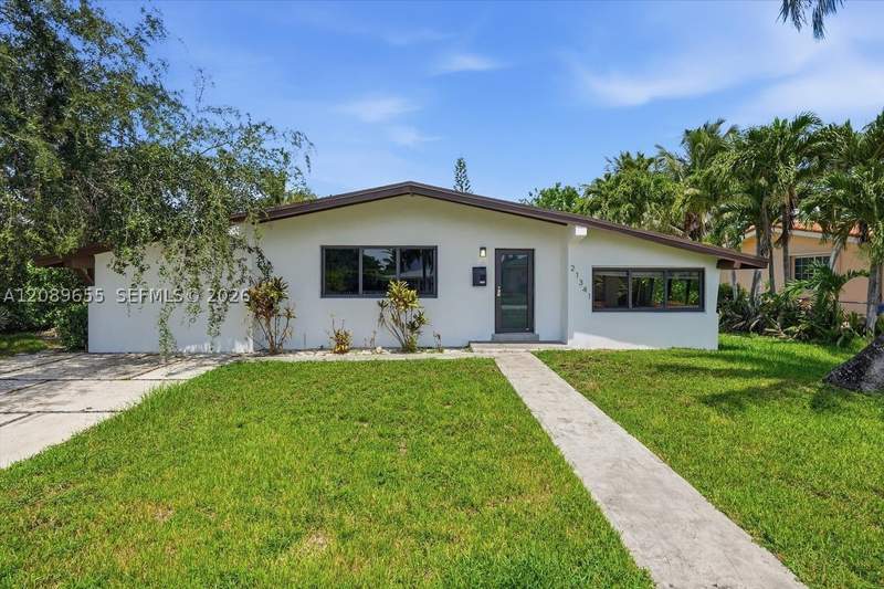 4 bedroom SingleFamilyResidence at 21341 NE 25th Ct, Sunswept Isle, Aventura — photo 2