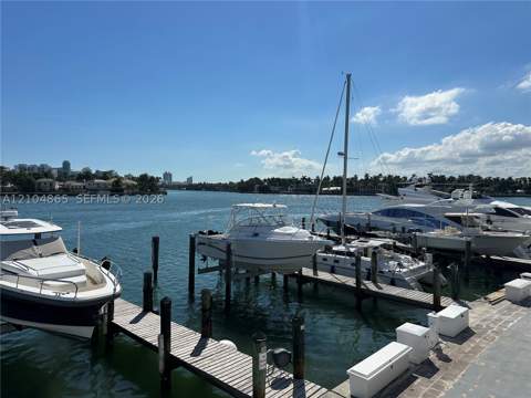 900 Bay Dr 413, Miami Beach FL - photo 12 of 35