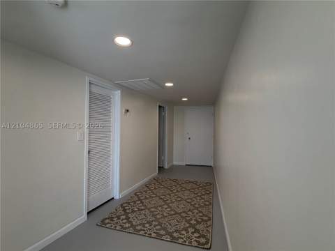 900 Bay Dr 413, Miami Beach FL - photo 8 of 35