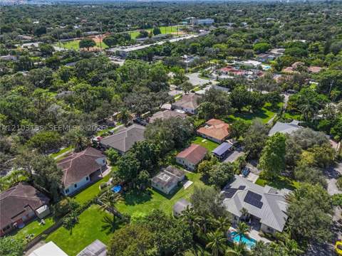 5821 SW 67th Ave, South Miami FL - photo 6 of 10