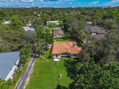5821 SW 67th Ave, South Miami FL - photo 8 of 10