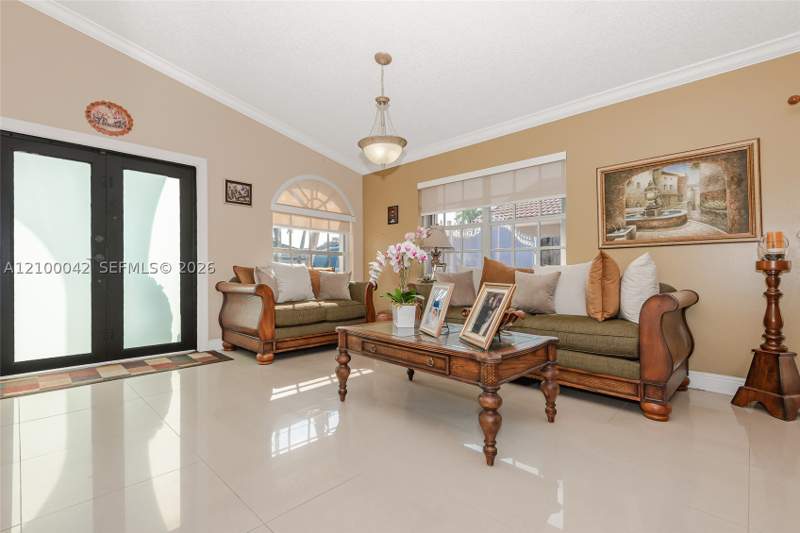 3 bedroom SingleFamilyResidence at 1294 SW 143rd Ct, San Diego Sub 1st Addn, Miami — photo 5