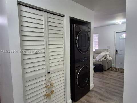 203 NE 12th Ave 203, Homestead FL - photo 12 of 33