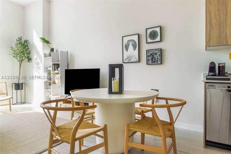 1 bedroom Condominium at 3900 Biscayne Blvd S-1210, Quadro Condo, Miami — photo 3