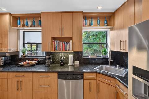 1020 NE 107th St, Miami Shores FL - photo 11 of 35