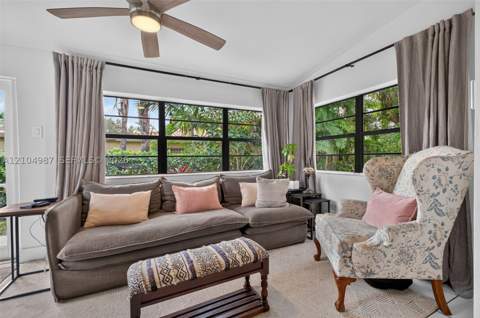 1020 NE 107th St, Miami Shores FL - photo 7 of 35