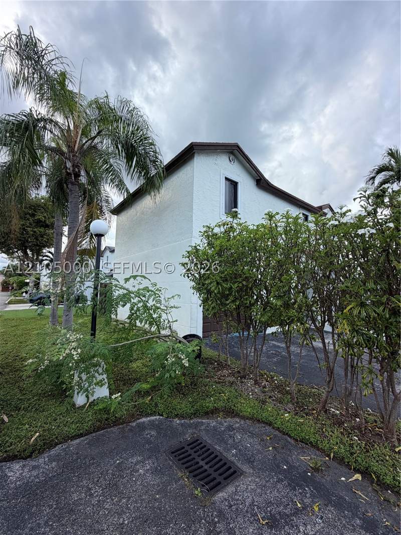 3 bedroom SingleFamilyResidence at 14815 SW 90th Ter, Panache Sec 3, Miami — photo 4