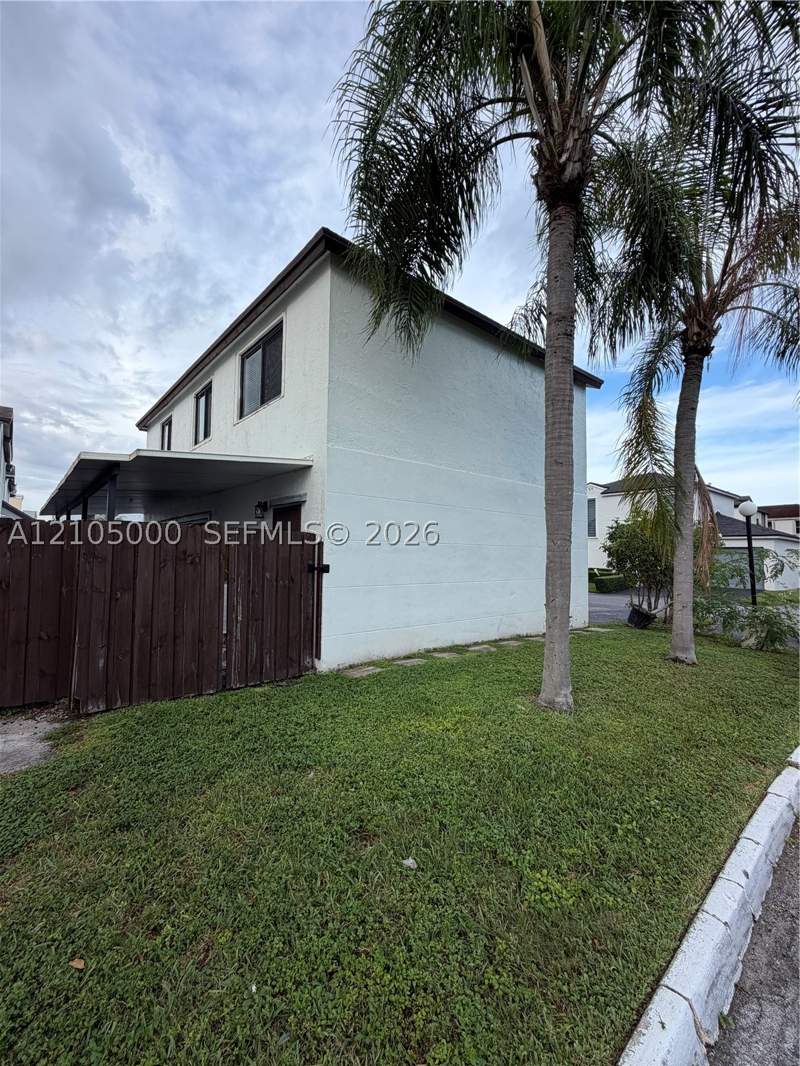 3 bedroom SingleFamilyResidence at 14815 SW 90th Ter, Panache Sec 3, Miami — photo 5