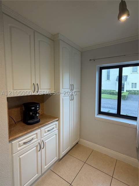 14815 SW 90th Ter, Miami FL - photo 7 of 26