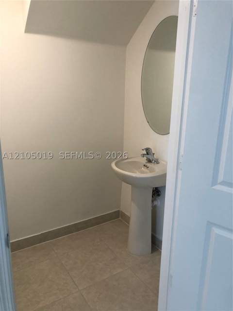 2610 SE 13th St, Homestead FL - photo 6 of 24