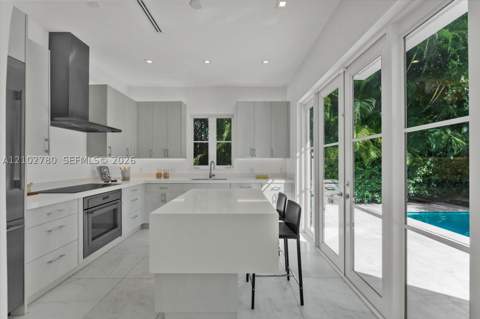 315 Santander Ave 315, Coral Gables FL - photo 10 of 19