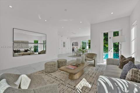 315 Santander Ave 315, Coral Gables FL - photo 7 of 19