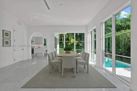 315 Santander Ave 315, Coral Gables FL - photo 8 of 19