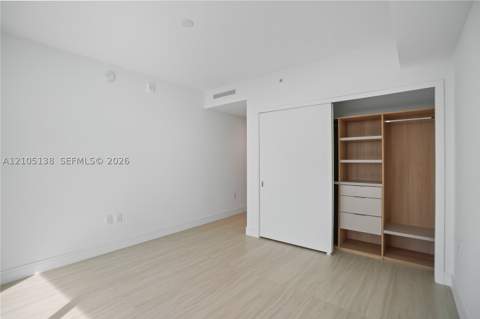 2411 Laguna Circle 1505, North Miami FL - photo 12 of 70