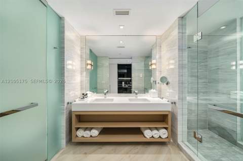 2201 Collins Ave 302, Miami Beach FL - photo 8 of 23