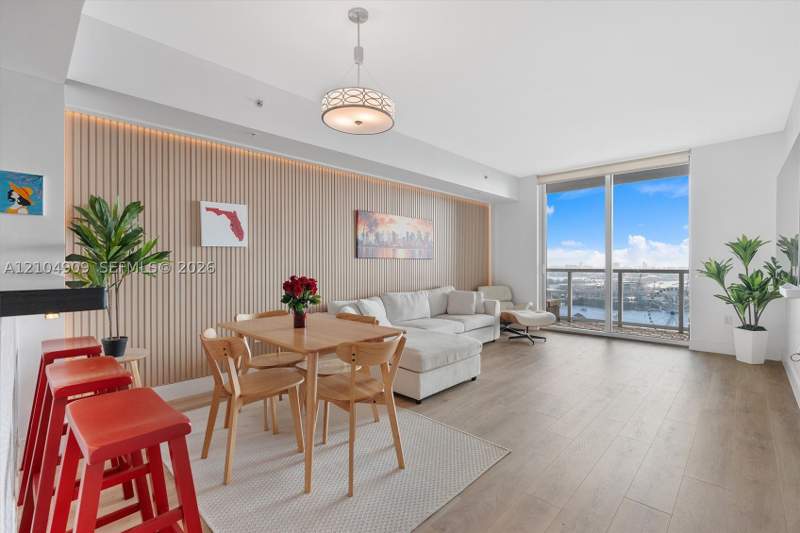 2 bedroom Condominium at 253 NE 2nd St 2509, Vizcayne South Condo, Miami — photo 2