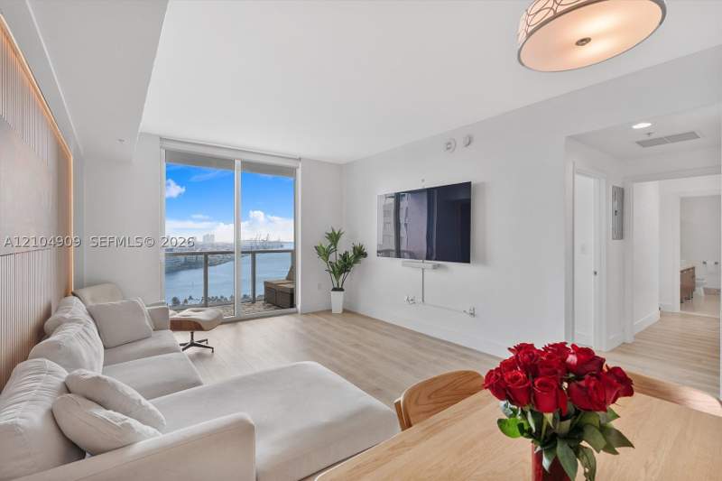2 bedroom Condominium at 253 NE 2nd St 2509, Vizcayne South Condo, Miami — photo 3