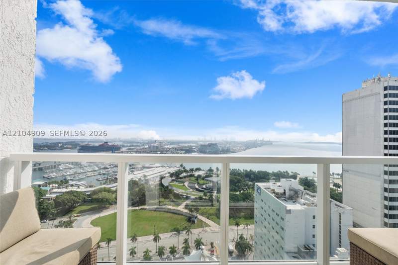 2 bedroom Condominium at 253 NE 2nd St 2509, Vizcayne South Condo, Miami — photo 4