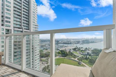 253 NE 2nd St 2509, Miami FL - photo 6 of 31