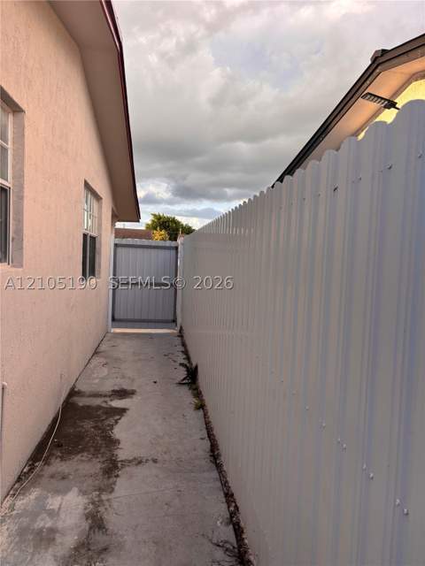 11970 SW 4th Ter, Miami FL - photo 10 of 21