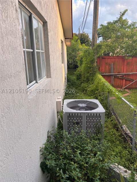 11970 SW 4th Ter, Miami FL - photo 11 of 21