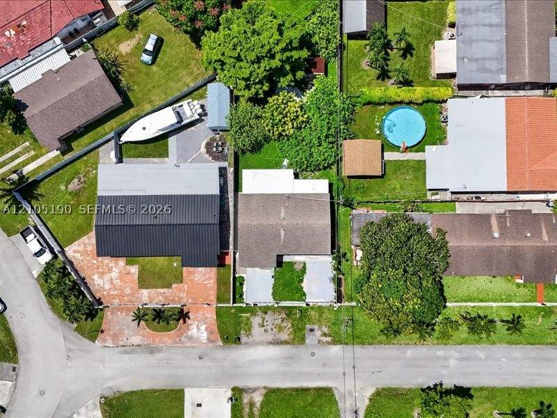 3 bedroom SingleFamilyResidence at 11970 SW 4th Ter, Sweetwater Golf Course To, Miami — photo 2