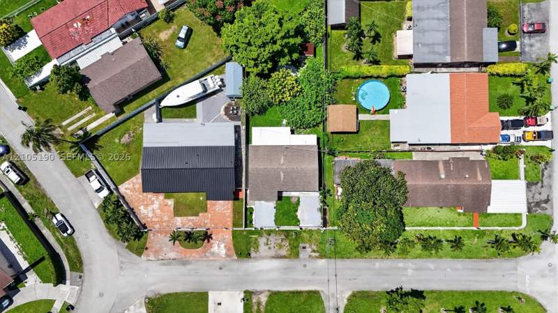 3 bedroom SingleFamilyResidence at 11970 SW 4th Ter, Sweetwater Golf Course To, Miami — photo 5