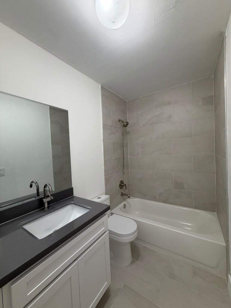 3 bedroom Townhouse at 6480 NW 191st, Townhomes Of Country Lake, Hialeah — photo 3