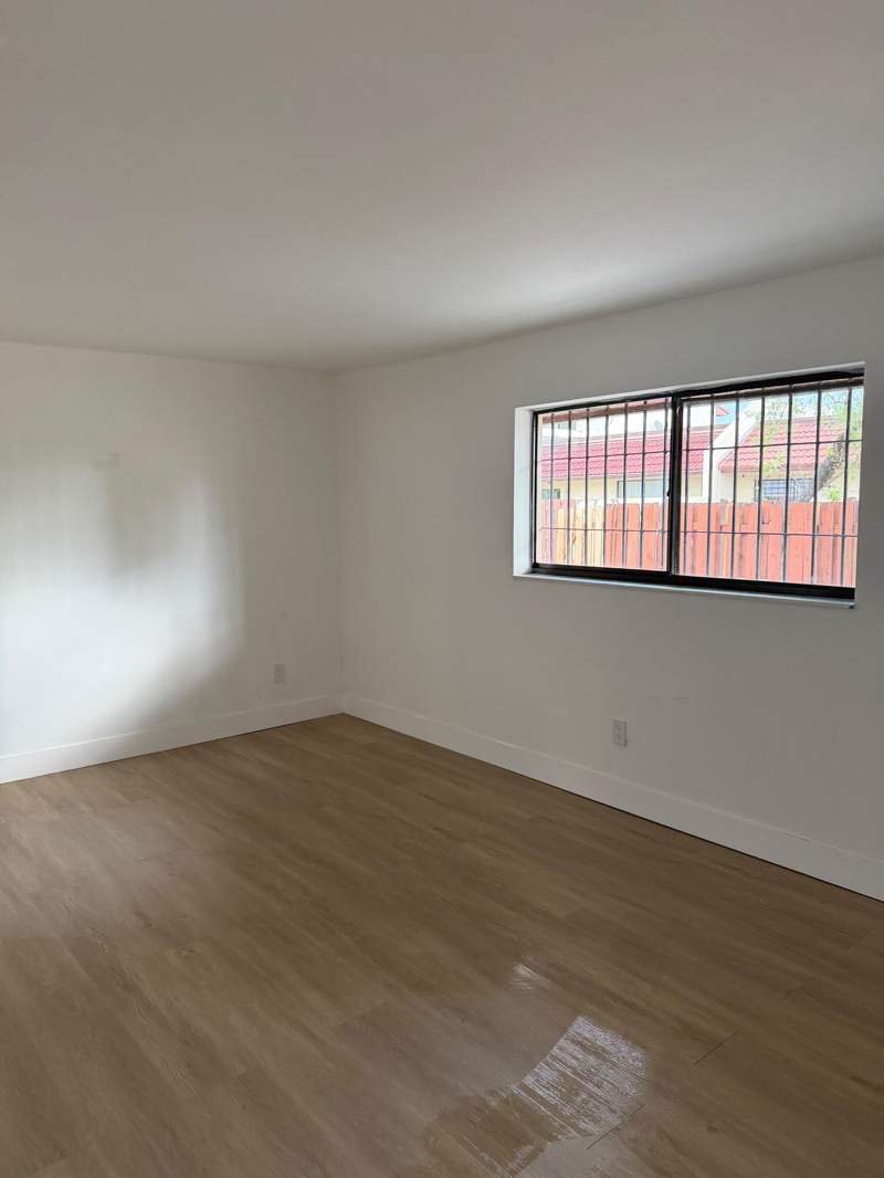 3 bedroom Townhouse at 6480 NW 191st, Townhomes Of Country Lake, Hialeah — photo 5