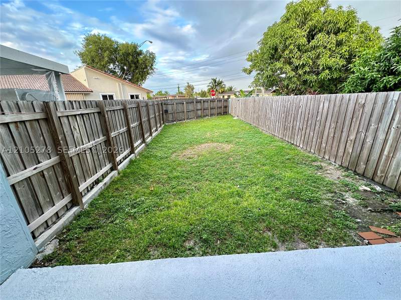 2 bedroom Villa at 3826 SW 107th Ave 2-2, Chateaubleau Villas Condo, Miami — photo 5