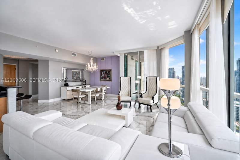 3 bedroom Condominium at 244 Biscayne Blvd 4308, Vizcayne North Condo, Miami — photo 5