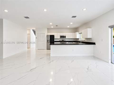 15579 SW 10th Ln, Miami FL - photo 11 of 31