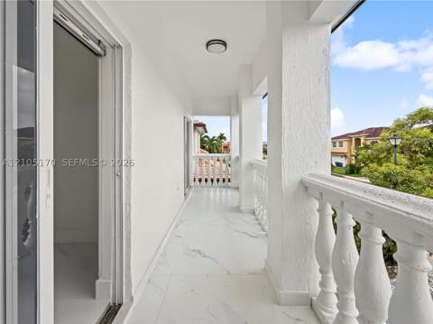 15579 SW 10th Ln, Miami FL - photo 16 of 31
