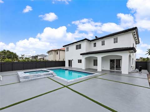 15579 SW 10th Ln, Miami FL - photo 6 of 31