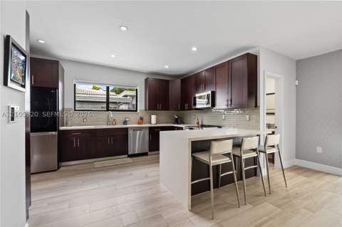 6217 SW 16th St, West Miami FL - photo 10 of 43