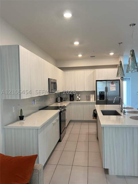 4745 NW 84th Ct 20, Doral FL - photo 9 of 43