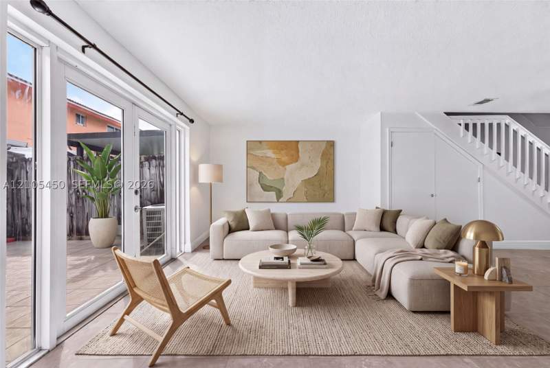 2 bedroom Condominium at 8164 NW 10th St 2, Grace Villas II Condo, Miami — photo 3
