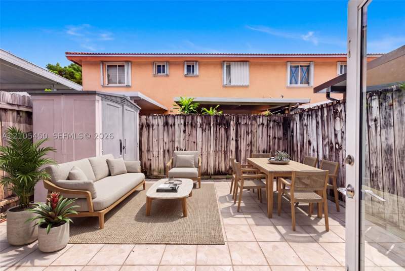 2 bedroom Condominium at 8164 NW 10th St 2, Grace Villas II Condo, Miami — photo 4