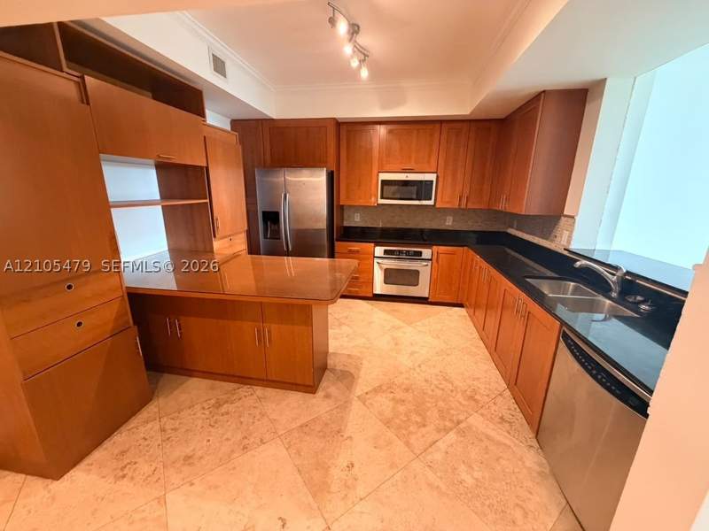 3 bedroom Condominium at 3340 NE 190th St 308, Aventura Marina Condo Num, Aventura — photo 2