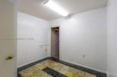 243 NE 212th Ter, Miami FL - photo 14 of 48