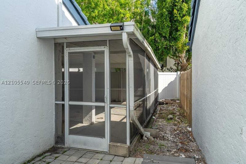 3 bedroom SingleFamilyResidence at 243 NE 212th Ter, San Simeon Homes, Miami — photo 3