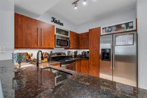 7350 SW 89th St 803S, Miami FL - photo 11 of 30