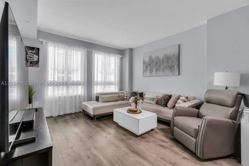 1 bedroom Condominium at 7350 SW 89th St 803S, Toscano Condo, Miami — photo 2