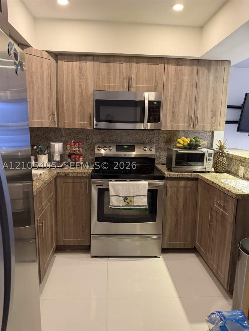 1 bedroom Condominium at 17570 Atlantic Blvd 119, Avila Condo, Sunny Isles Beach — photo 5
