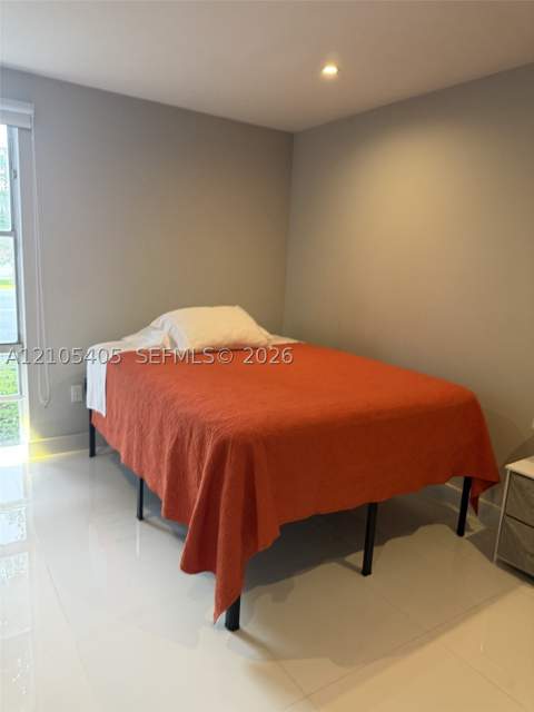 17570 Atlantic Blvd 119, Sunny Isles Beach FL - photo 8 of 13