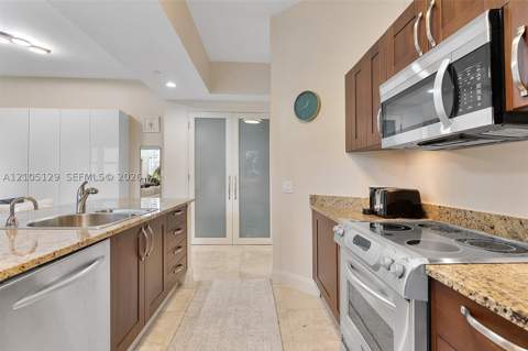 20000 E Country Club Dr 401, Aventura FL - photo 12 of 34