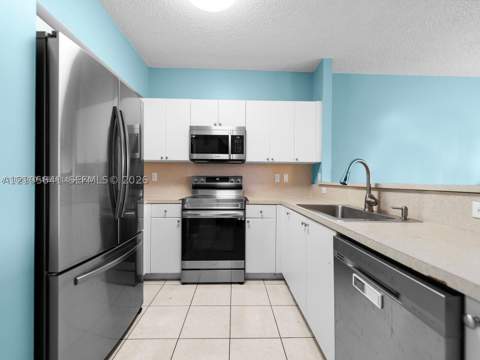 2308 SE 24th Ave 2308, Homestead FL - photo 9 of 30