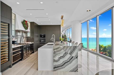 17901 Collins Ave 604, Sunny Isles Beach FL - photo 6 of 9