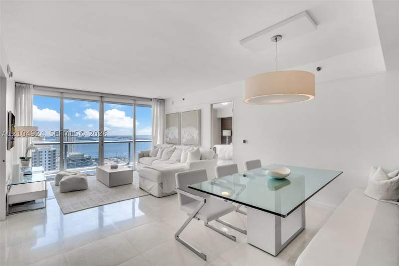 2 bedroom Condominium at 465 Brickell Ave 2703, Iconbrickell Condo No 1, Miami — photo 4